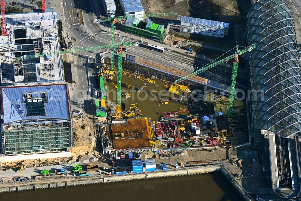 Hamburg from above - Construction site for the new building of an Office building - Ensemble on Zweibrueckenstrasse - Kirchenpauerkai in the district HafenCity in Hamburg, Germany