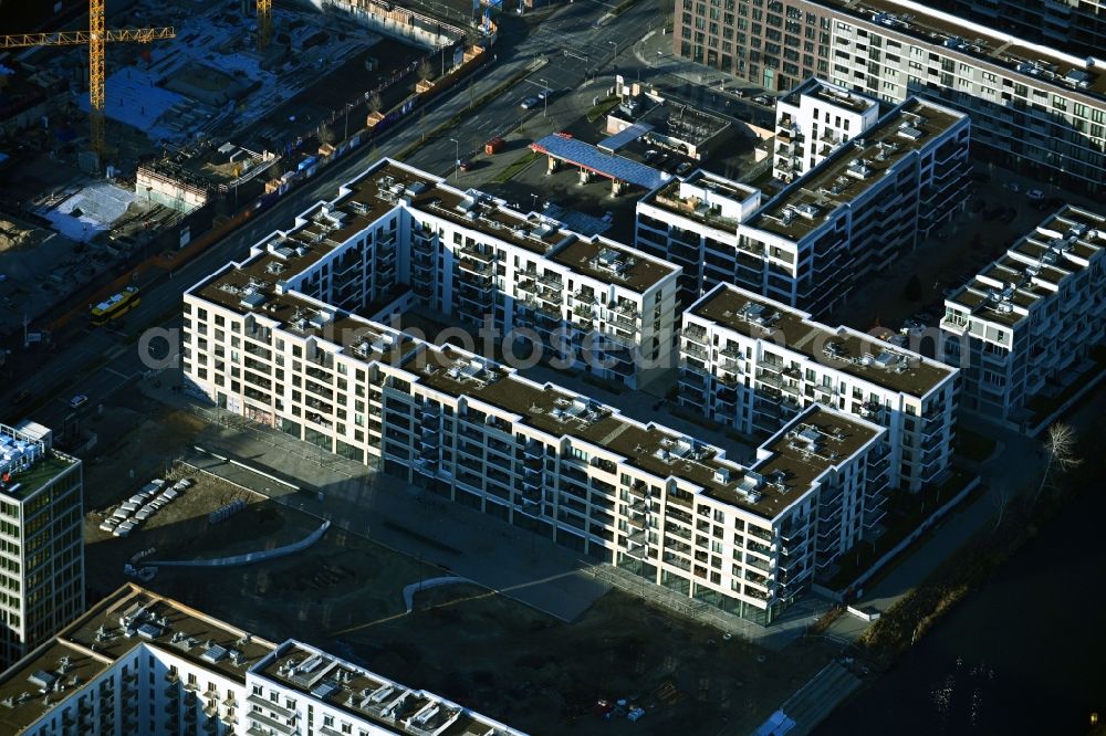 Aerial image Berlin - Multi-family residential complex Heidestrasse - Hedwig-Porschuetz-Strasse - Otto-Weidt-Platz in the district Moabit in Berlin, Germany