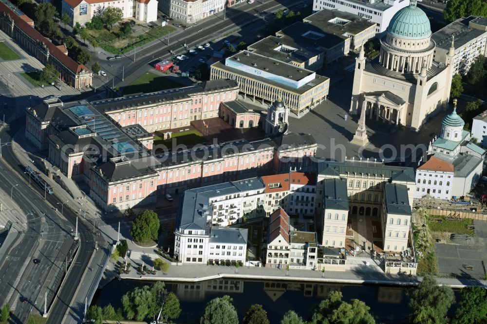 Aerial photograph Potsdam - Construction site for the new building of the quarter HQ Humboldt in Potsdam in the state of Brandenburg. The Humboldt quarter is located on the riverbank of the Alte Fahrt and will include offices and residential apartments