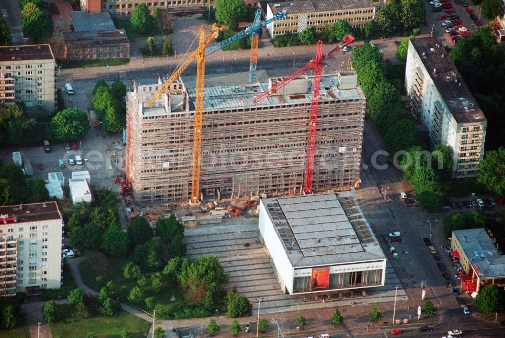 Aerial image Berlin Mitte - Construction site for the new building of the town hall of Berlin Center at the Berolinastraße at Kino International on Karl-Marx-Allee