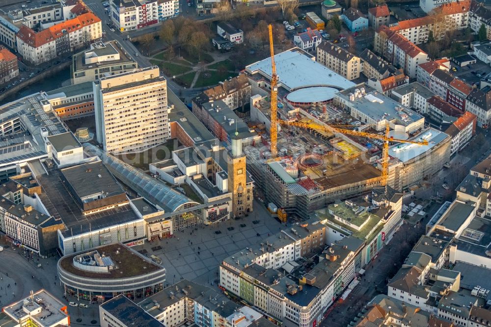 Hagen from the bird's eye view: Cityscape of downtown on City Hall- mall Hagen in North Rhine-Westphalia