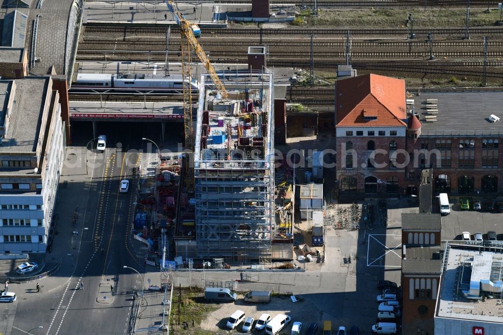 Aerial photograph Berlin - Construction site for the new building of Rosa-Luxemburg-Stiftung Am Postbahnhof in the district Friedrichshain in Berlin, Germany