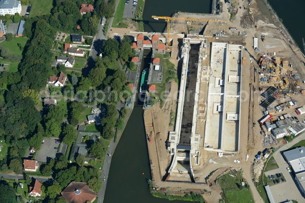 Aerial photograph Minden - Construction site to build the new lock in the waterway intersection in Minden in North Rhine-Westphalia