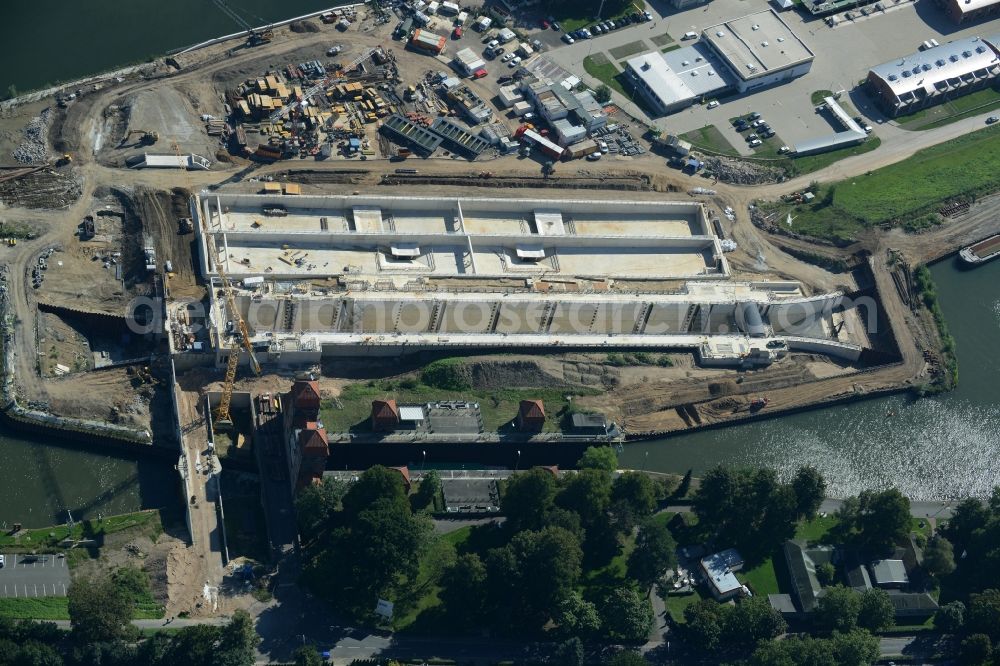 Aerial photograph Minden - Construction site to build the new lock in the waterway intersection in Minden in North Rhine-Westphalia