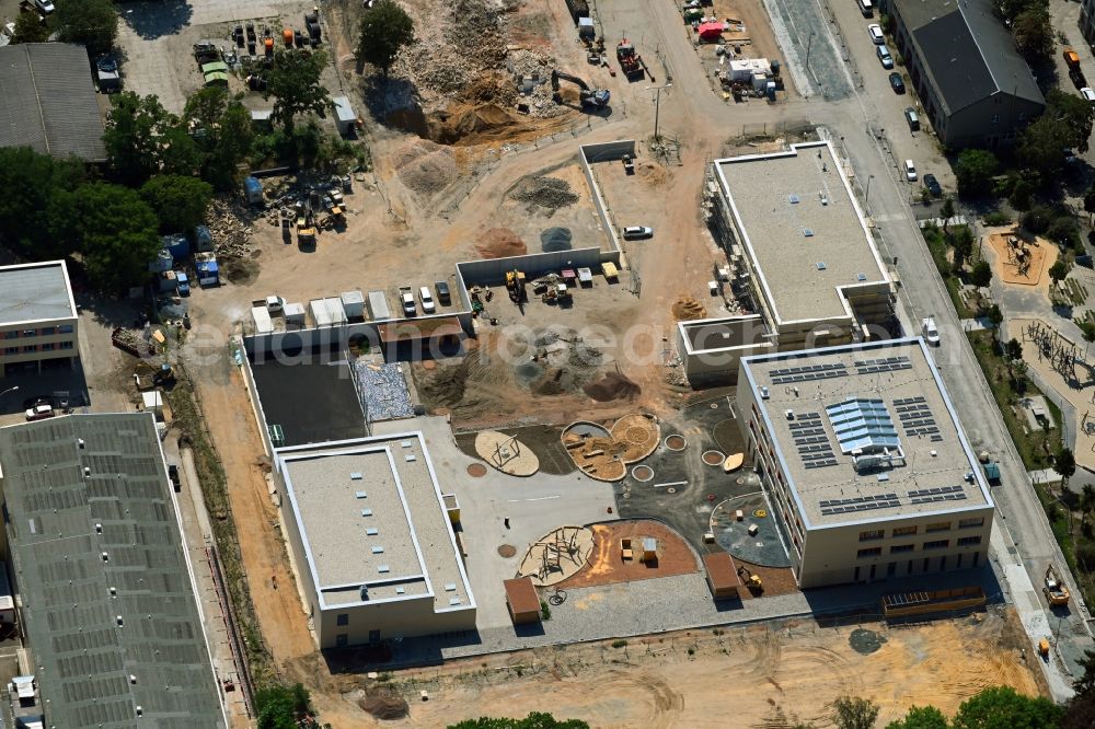 Aerial photograph Dresden - Construction site for the new building Schul- Gebaeude and of Kita Drewag-Areal on Loessnitzstrasse in Dresden in the state Saxony, Germany