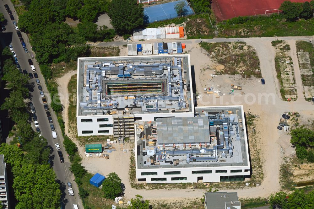 Berlin from above - New construction site of the school building Leonardo-da-Vinci-Gymnasium on Christoph-Ruden-Strasse in the district Buckow in Berlin, Germany