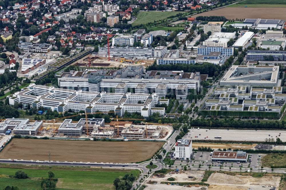 Aerial image Unterföhring - New construction site of the school building on Ottostrasse - Mitterfeldallee in Unterfoehring in the state Bavaria, Germany