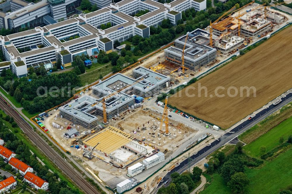 Unterföhring from above - New construction site of the school building on Ottostrasse - Mitterfeldallee in Unterfoehring in the state Bavaria, Germany