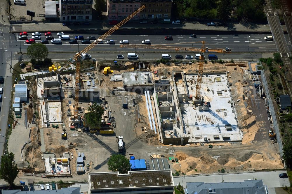 Aerial image Dresden - Construction site for the new building Schule 151. Oberschule on Koenigsbruecker Strasse - Stauffenbergallee in the district Albertstadt in Dresden in the state Saxony, Germany