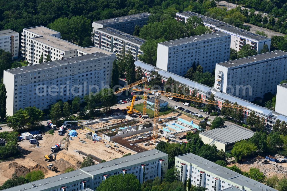 Berlin from the bird's eye view: New construction site of the school building on street Wuhlestrasse - Garzauer Strasse - Buckower Ring in the district Biesdorf in Berlin, Germany