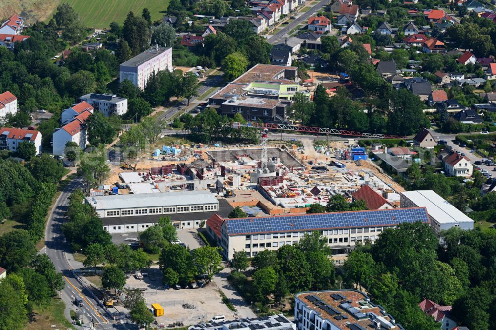 Bernau from above - New construction site of the school building Schule on Kirschgarten on street Ladeburger Chaussee in Bernau in the state Brandenburg, Germany