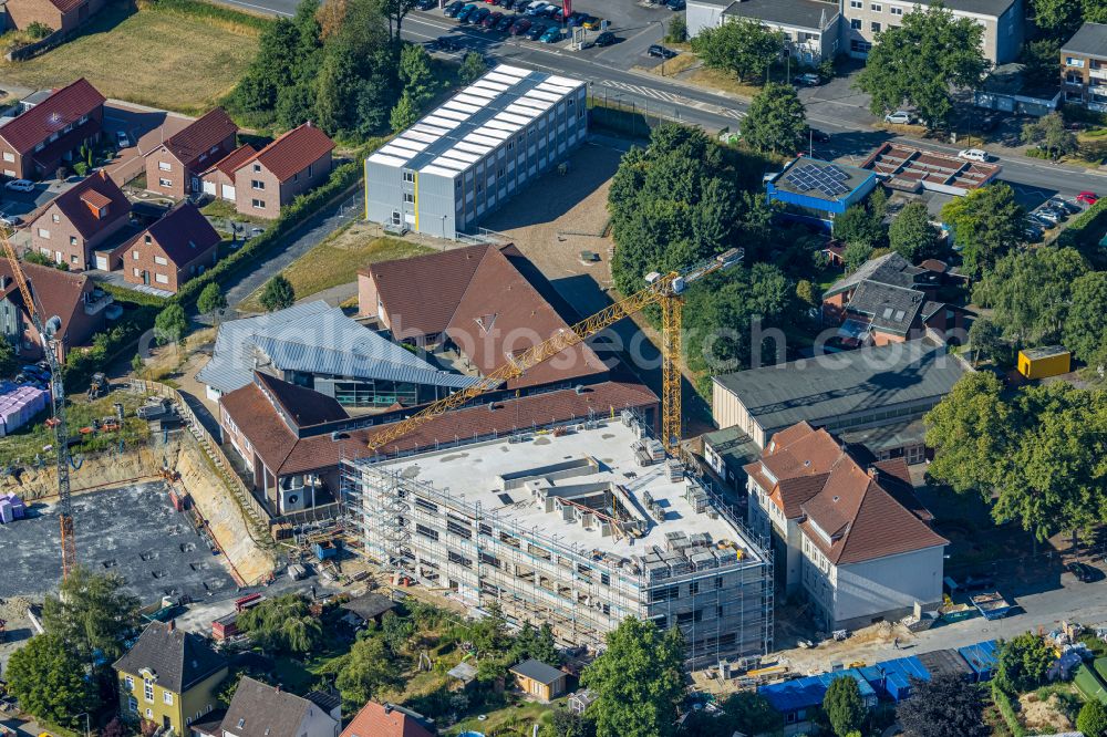 Hamm from above - New construction site of the school building Arnold-Freymuth-Gesamtschule An der Falkschule in the district Herringen in Hamm at Ruhrgebiet in the state North Rhine-Westphalia, Germany