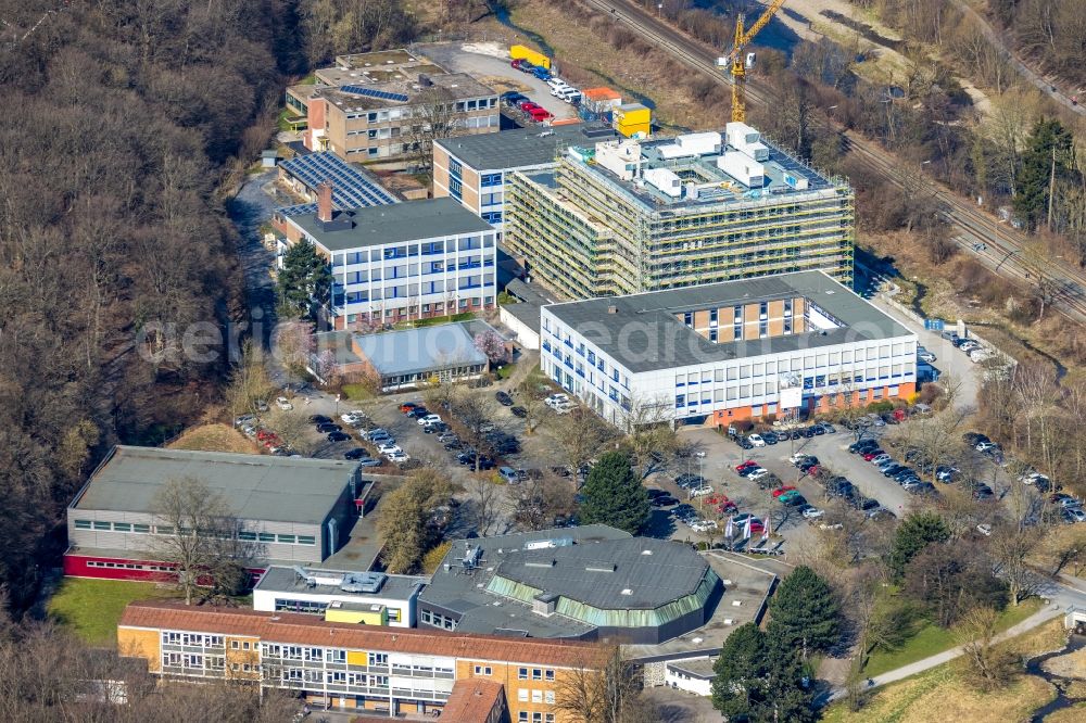 Aerial photograph Arnsberg - New construction site of the school building Berufskolleg Berliner Platz on Berliner Platz in the district Huesten in Arnsberg in the state North Rhine-Westphalia, Germany