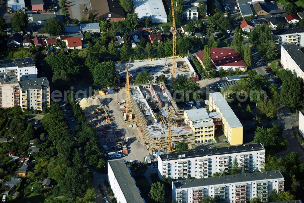 Potsdam from the bird's eye view: New construction site of the school building of Berufsvorbereitende Oberschule Pierre de Coubertin on Gagarinstrasse in the district Potsdam Suedost in Potsdam in the state Brandenburg, Germany