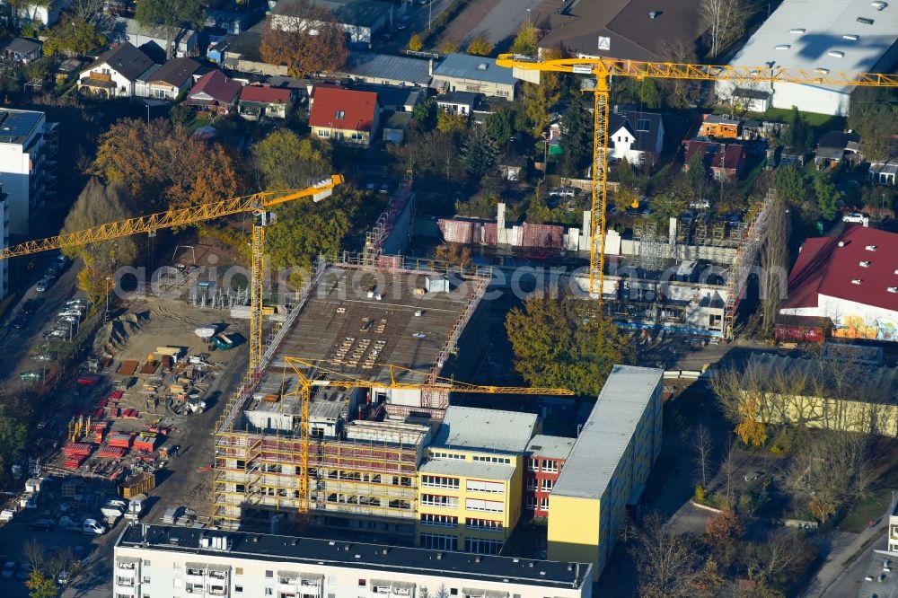 Potsdam from the bird's eye view: New construction site of the school building of Berufsvorbereitende Oberschule Pierre de Coubertin on Gagarinstrasse in the district Potsdam Suedost in Potsdam in the state Brandenburg, Germany