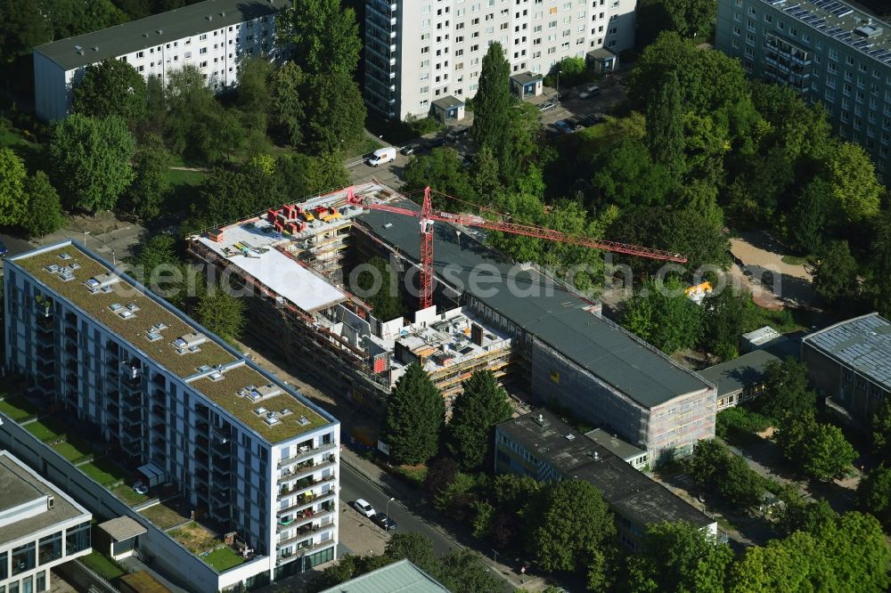 Aerial image Berlin - New construction site of the school building of Charlotte-Pfeffer-Schule in the district Mitte in Berlin, Germany