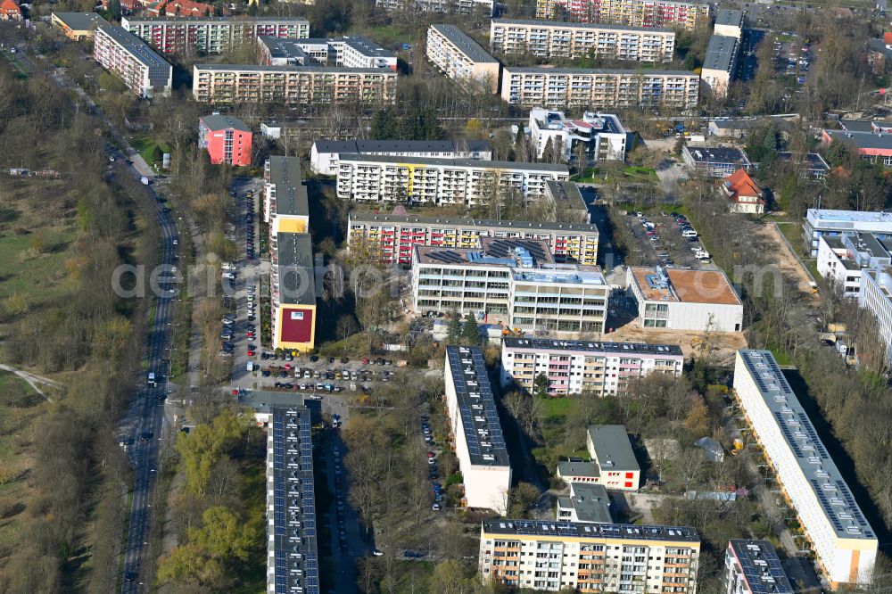 Aerial photograph Berlin - New construction site of the school building Ernst-Ludwig-Heim-Grundschule on street Karower Chaussee on street Karower Chaussee in the district Buch in Berlin, Germany