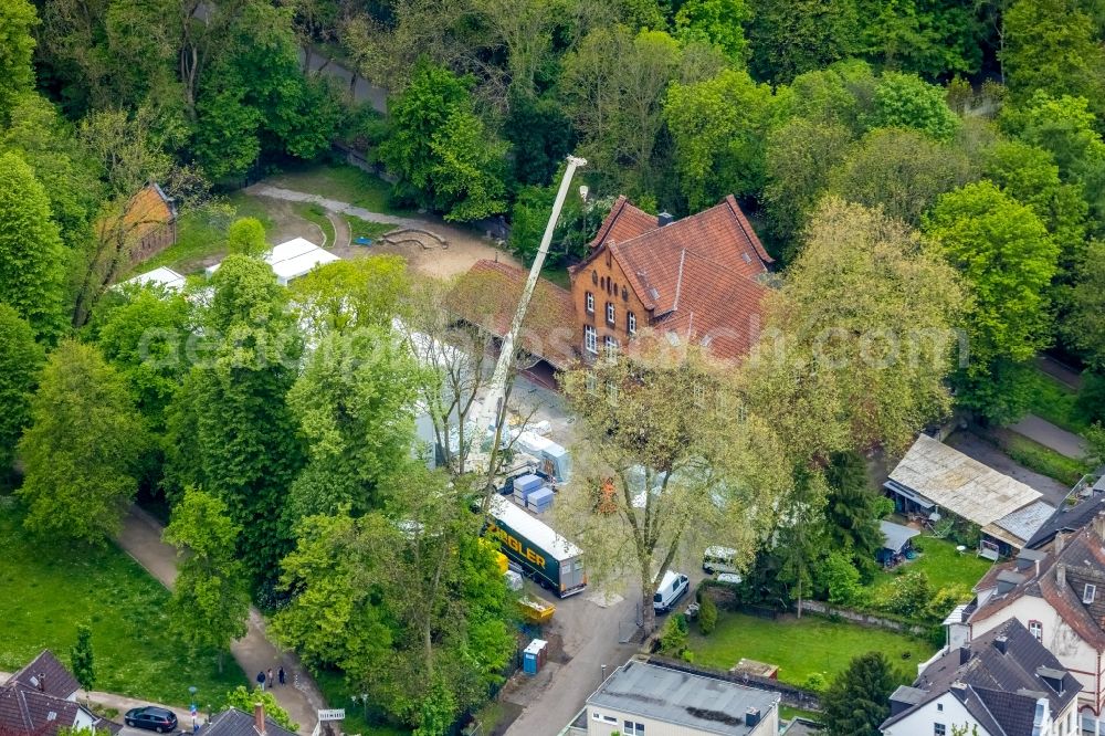 Aerial image Gelsenkirchen - New construction site of the school building der GGS Glueckaufschule Ueckendorf on Parkstrasse in Gelsenkirchen at Ruhrgebiet in the state North Rhine-Westphalia, Germany