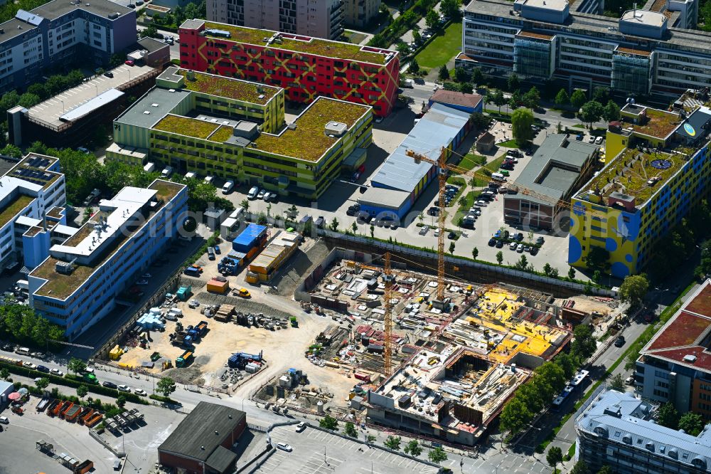 Aerial image München - New construction site of the school building on Gmunder Strasse - Aidenbachstrasse in the district Obersendling in Munich in the state Bavaria, Germany