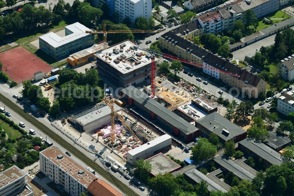 Aerial photograph München - New construction site of the school building einer Grand- and Mittelschule on Schrobenhausener Strasse - Siglstrasse in the district Laim in Munich in the state Bavaria, Germany