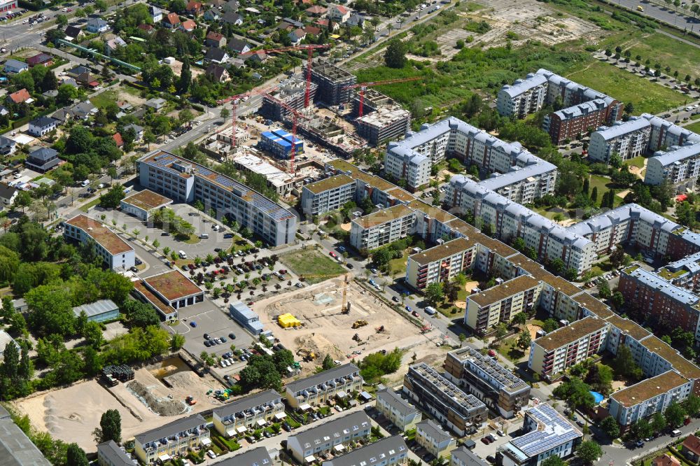 Berlin from the bird's eye view: New construction site of the school building - Grundschule on street Schleizer Strasse in the district Hohenschoenhausen in Berlin, Germany