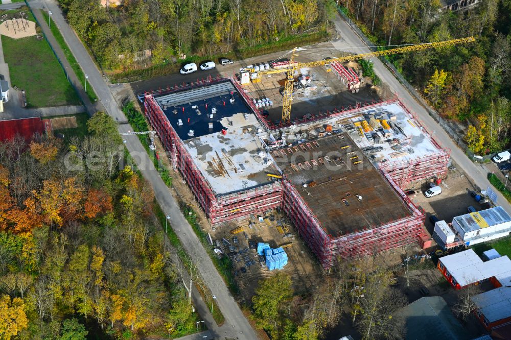 Aerial photograph Werneuchen - New construction site of the school building Grundschule Im Rosenpark on street Goldregenstrasse in Werneuchen in the state Brandenburg, Germany