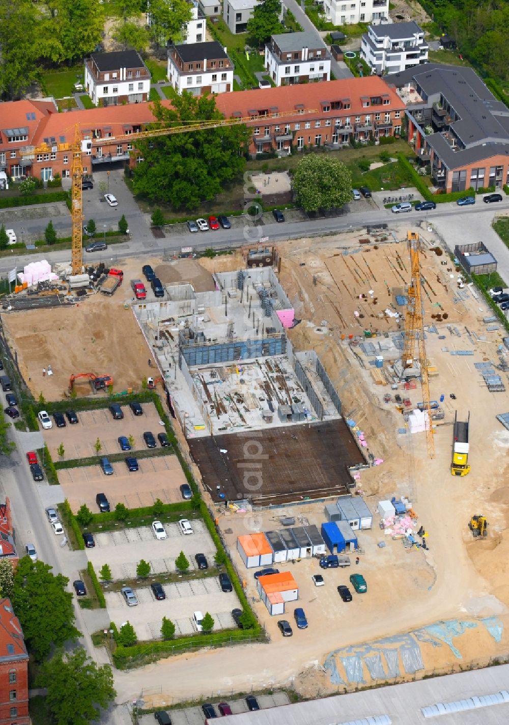 Aerial image Potsdam - New construction site of the school building of Grundschule Rote Kaserne Ost on Fritz-von-of-Lancken-Strasse - Graf-von-Schwerin-Strasse in Potsdam in the state Brandenburg, Germany