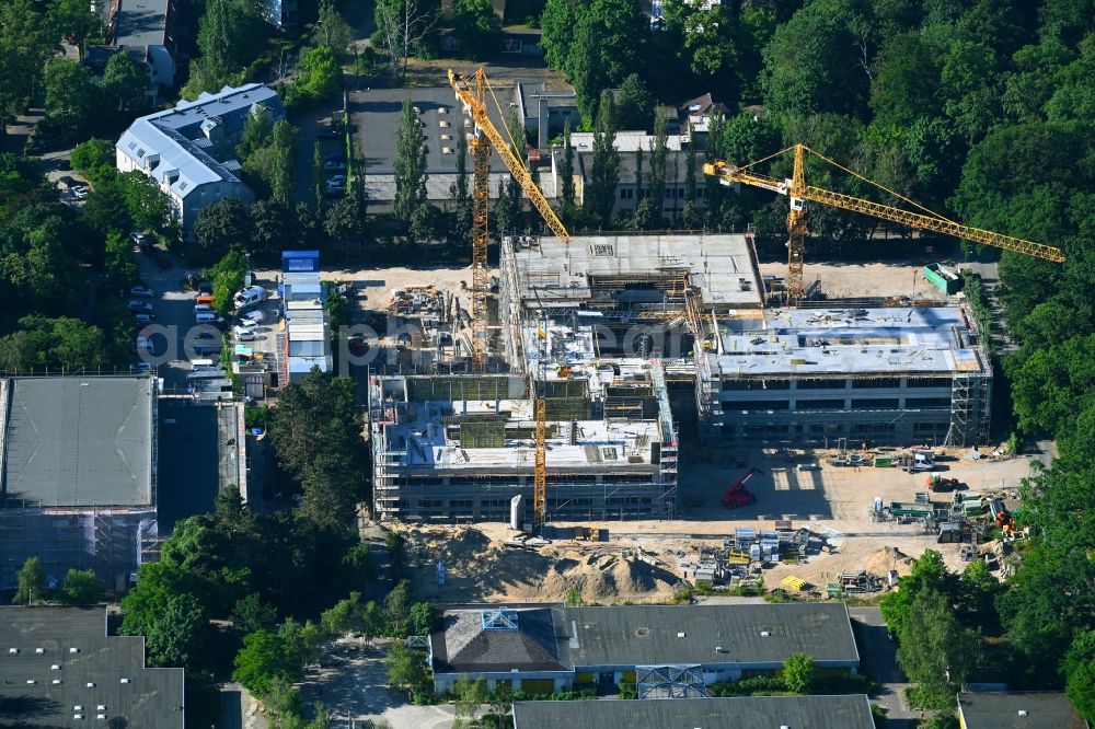 Aerial photograph Berlin - New construction site of the school building of Heinrich-Boell-Oberschule Am Forstacker in the district Hakenfelde in Berlin, Germany