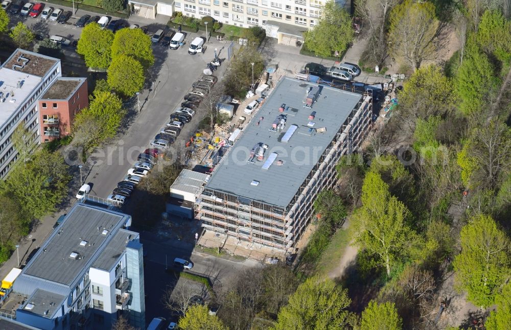 Aerial image Berlin - New construction site of the school building of Helene-Haeusler-Schule on Mendelssohnstrasse in Berlin, Germany