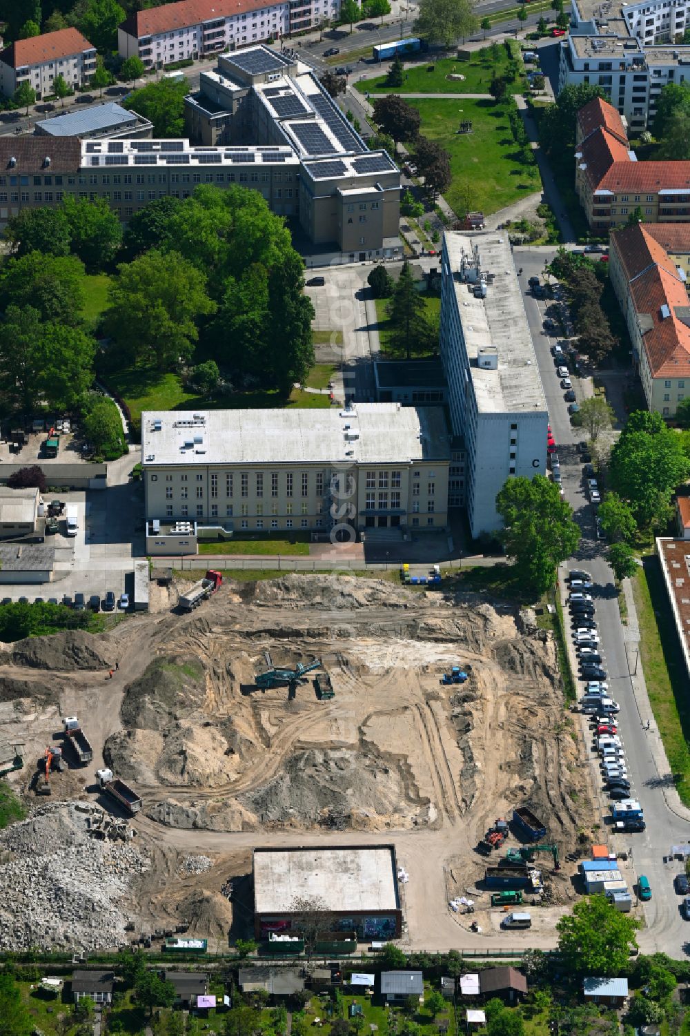 Berlin from the bird's eye view: New construction site of the school building Integrierte Sekundarschule (ISS) on street Roemerweg in the district Karlshorst in Berlin, Germany
