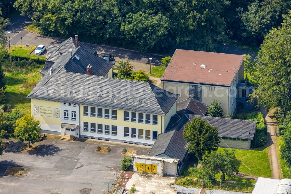 Aerial image Bergkamen - New construction site of the school building of Jahnschule on the former premises of the Burgschule in the district Oberaden in Bergkamen in the state North Rhine-Westphalia, Germany