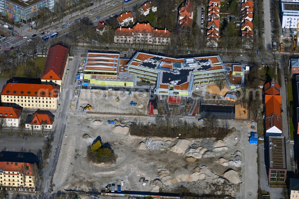 München from the bird's eye view: New construction site of the school building in Kreativquartier on Infanteriestrasse in the district Schwabing-West in Munich in the state Bavaria, Germany