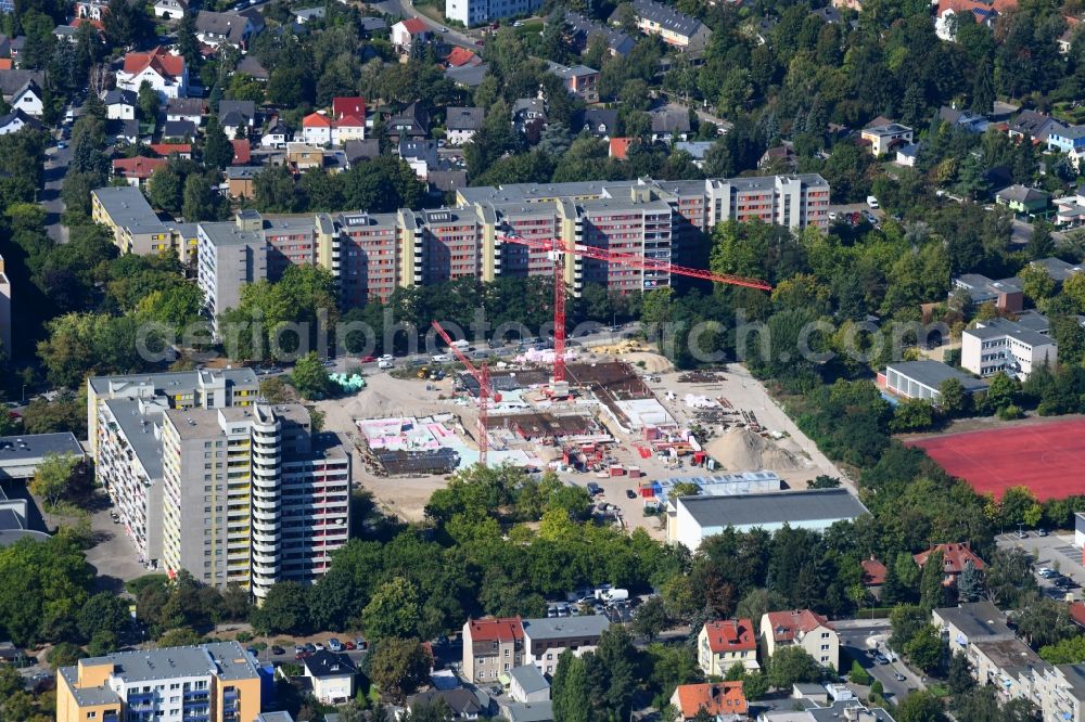 Aerial image Berlin - New construction site of the school building Leonardo-da-Vinci-Gymnasium on Christoph-Ruden-Strasse in the district Buckow in Berlin, Germany