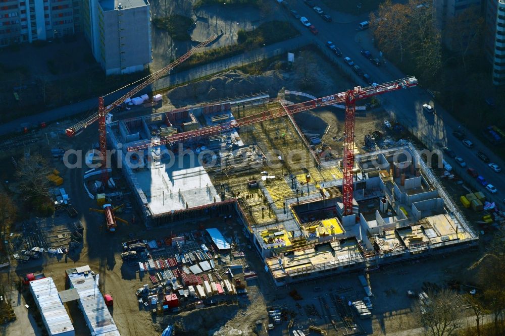 Aerial photograph Berlin - New construction site of the school building Leonardo-da-Vinci-Gymnasium on Christoph-Ruden-Strasse in the district Buckow in Berlin, Germany