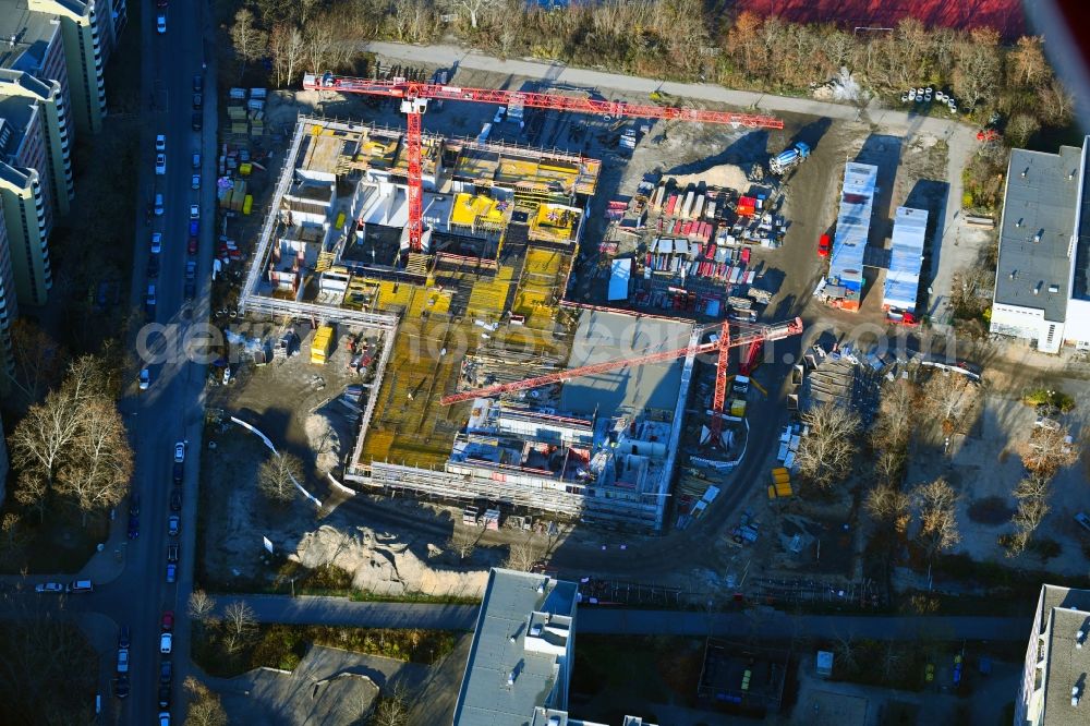 Berlin from above - New construction site of the school building Leonardo-da-Vinci-Gymnasium on Christoph-Ruden-Strasse in the district Buckow in Berlin, Germany