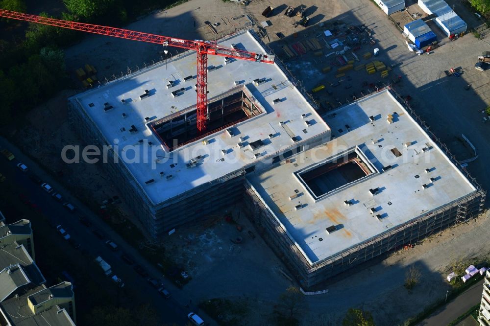 Berlin from the bird's eye view: New construction site of the school building Leonardo-da-Vinci-Gymnasium on Christoph-Ruden-Strasse in the district Buckow in Berlin, Germany