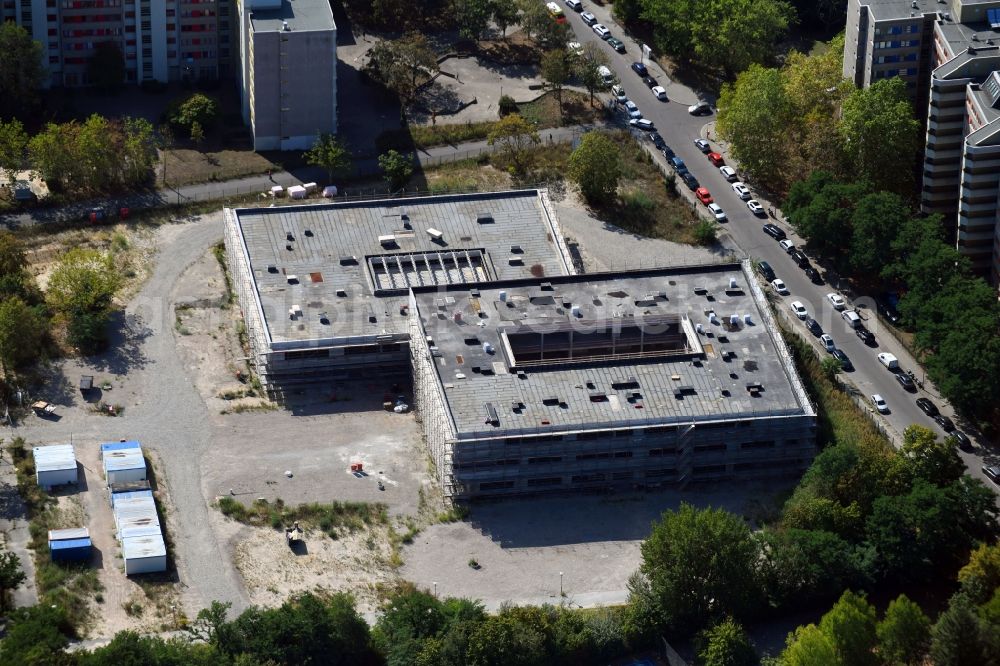 Berlin from above - New construction site of the school building Leonardo-da-Vinci-Gymnasium on Christoph-Ruden-Strasse in the district Buckow in Berlin, Germany