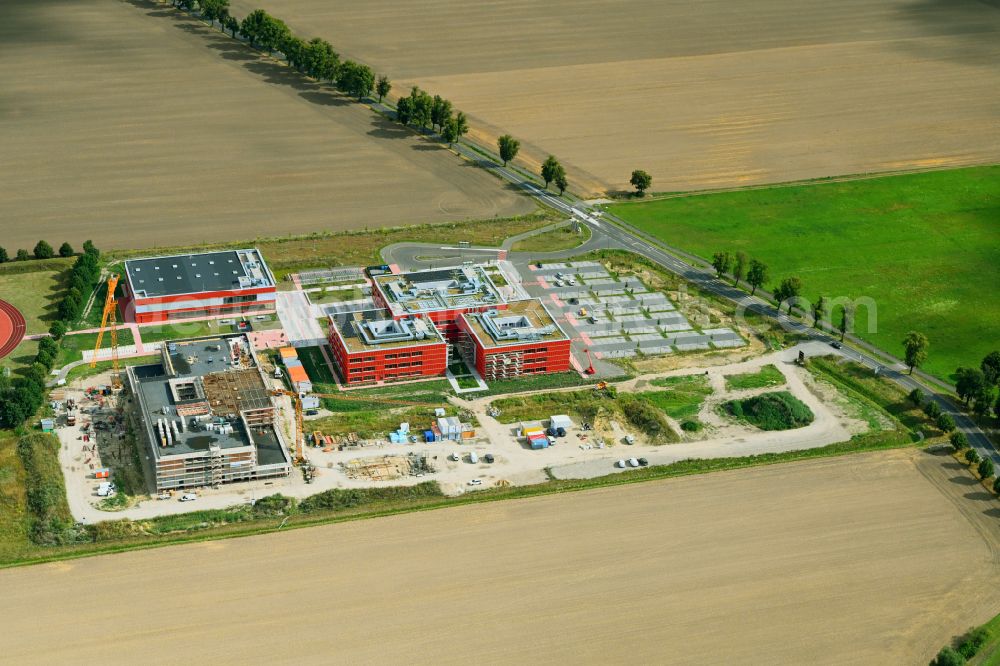 Aerial photograph Altlandsberg - New construction site of the school building Neuer Schulcampus on street Fredersdorfer Chaussee in Altlandsberg in the state Brandenburg, Germany