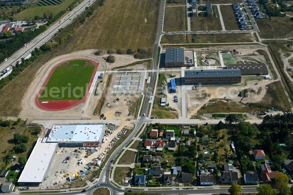 Aerial photograph Neuenhagen - New construction site of the school building Schulcampus Gruscheweg in Neuenhagen in the state Brandenburg, Germany