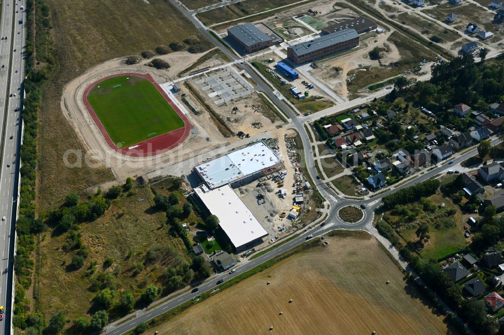 Neuenhagen from above - New construction site of the school building Schulcampus Gruscheweg in Neuenhagen in the state Brandenburg, Germany