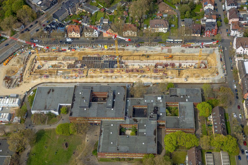 Bochum from above - New construction site of the school building Schulzentrum Gerthe on street Heinrichstrasse in the district Hiltrop in Bochum at Ruhrgebiet in the state North Rhine-Westphalia, Germany