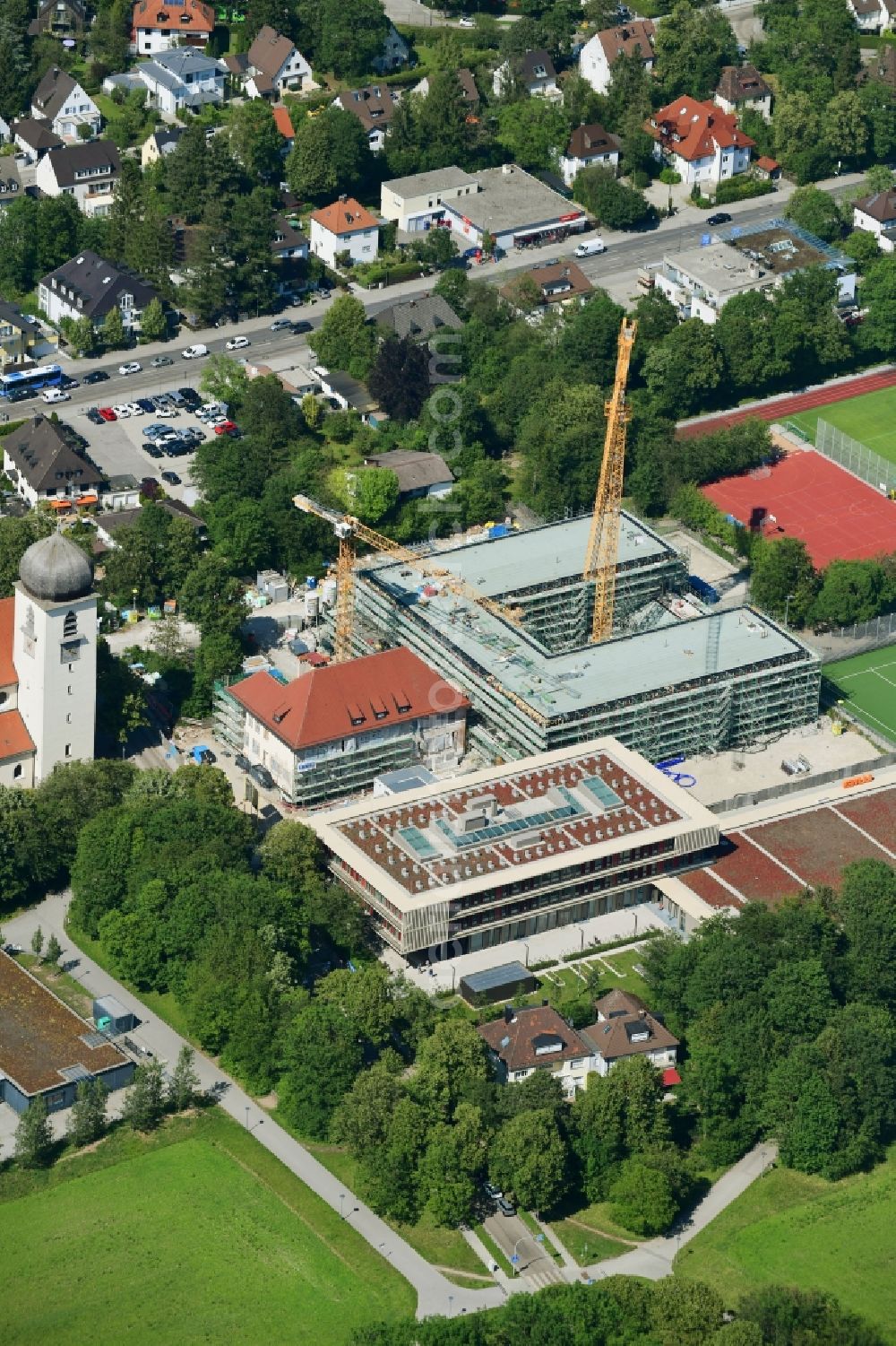 Aerial image München - New construction site of the school building on Schulzentrum Obermenzing on Grandlstrasse in the district Pasing-Obermenzing in Munich in the state Bavaria, Germany