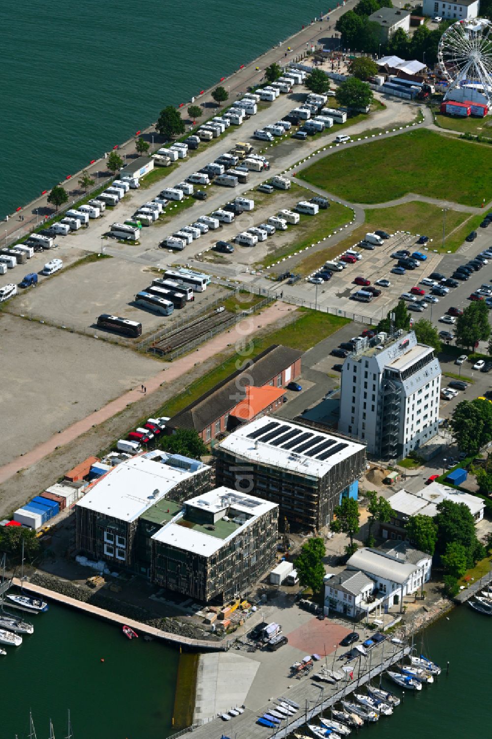 Aerial photograph Rostock - Construction site for the new school building of the Yachthafen sports school in the Warnemuende district of Rostock on the Baltic Sea coast in the state of Mecklenburg-Western Pomerania, Germany