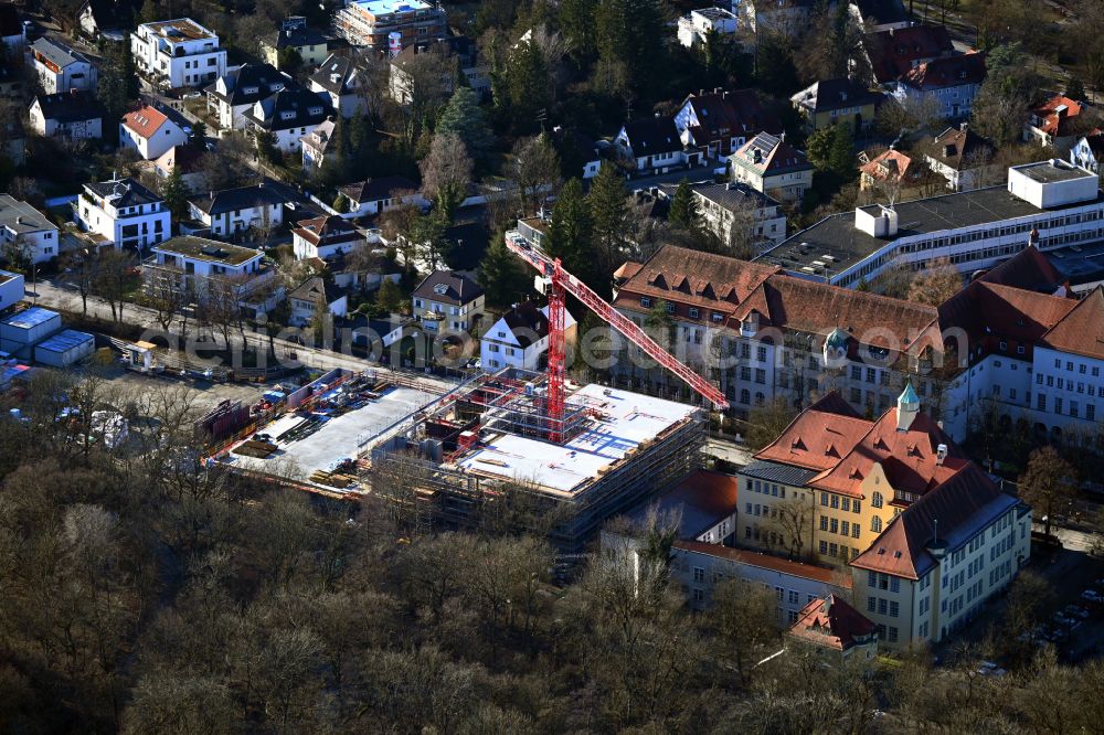 München from the bird's eye view: New construction site of the school building Staatliches Karlsgymnasium on street Am Stadtpark in the district Pasing in Munich in the state Bavaria, Germany