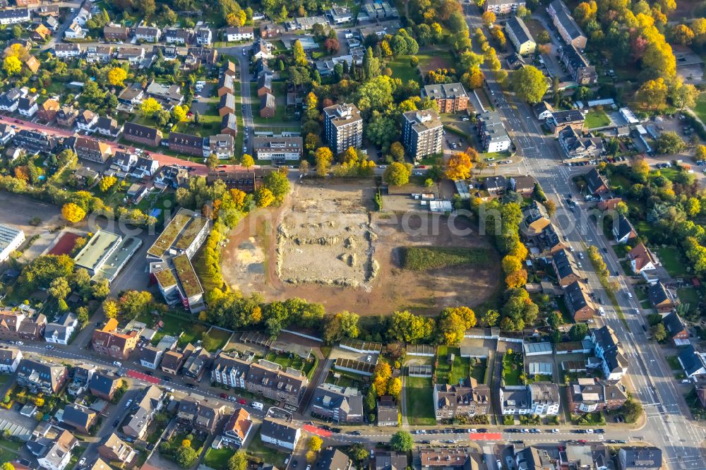 Bottrop from the bird's eye view: Construction site for the new sports hall of Josef-Albers-Gymnasium Bottrop on street Neustrasse in the district Stadtmitte in Bottrop at Ruhrgebiet in the state North Rhine-Westphalia, Germany