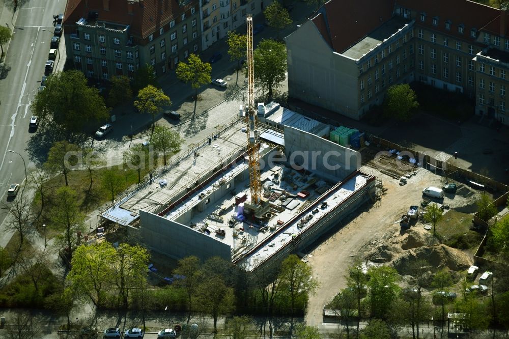 Berlin from above - Construction site for the new building of the gymnasium and sports hall at the Lily-Braun-Gymnasium on Galenstrasse in the district of Spandau in Berlin, Germany