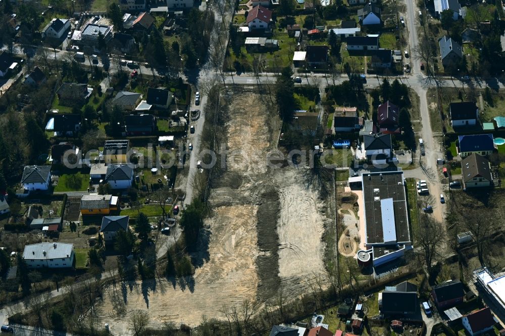 Aerial image Berlin - Construction site for the new sports hall Typensporthalle (TSH) on street Heerstrasse - Bergedorfer Strasse in the district Kaulsdorf in Berlin, Germany