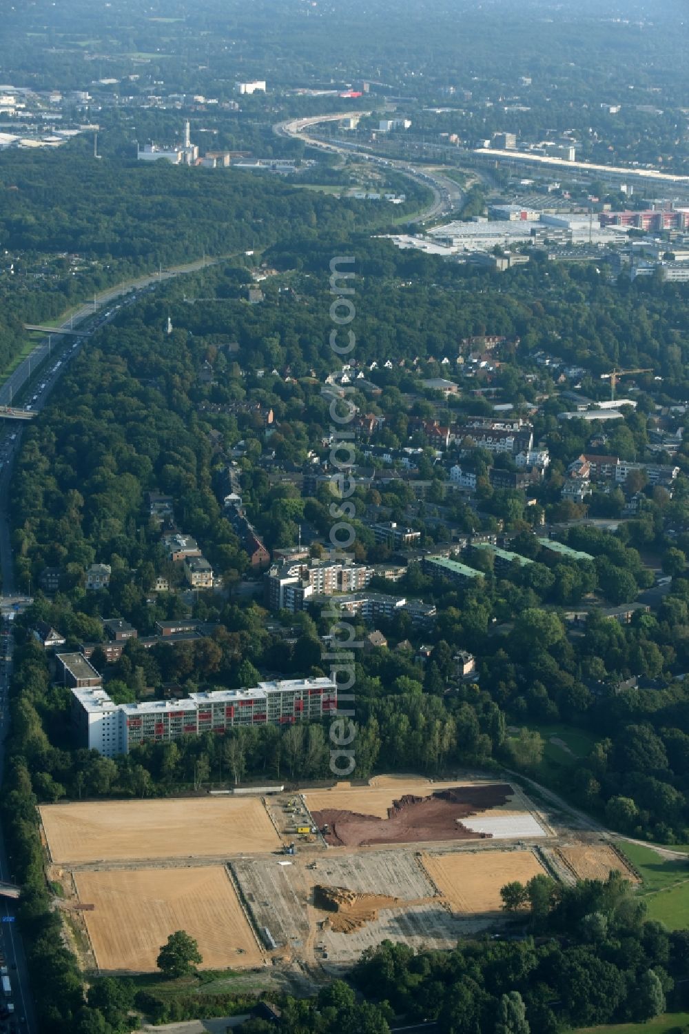 Hamburg from the bird's eye view: Construction site to build a new sports ground ensemble of Bahrenfelder sports club from 1919 e.V. in Hamburg