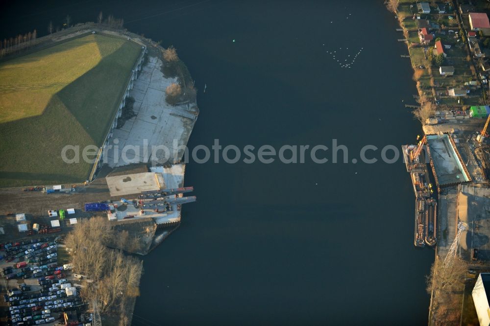 Aerial photograph Berlin - Construction site for the new building of the Spree bridge on the south-east connection (SOV) in Berlin Schoeneweide