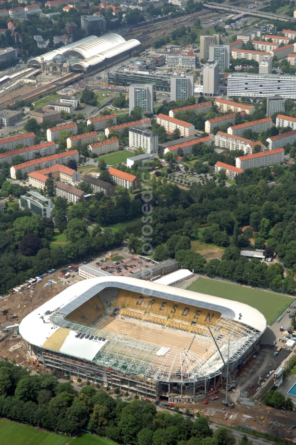 Aerial image Dresden - Construction view of the stadium in Dresden in the state Saxony. The football stadium had to Lennéstreet over time the name of Rudolf-Harbig-Stadion, Dynamo Stadium and Gluecksgas Stadium